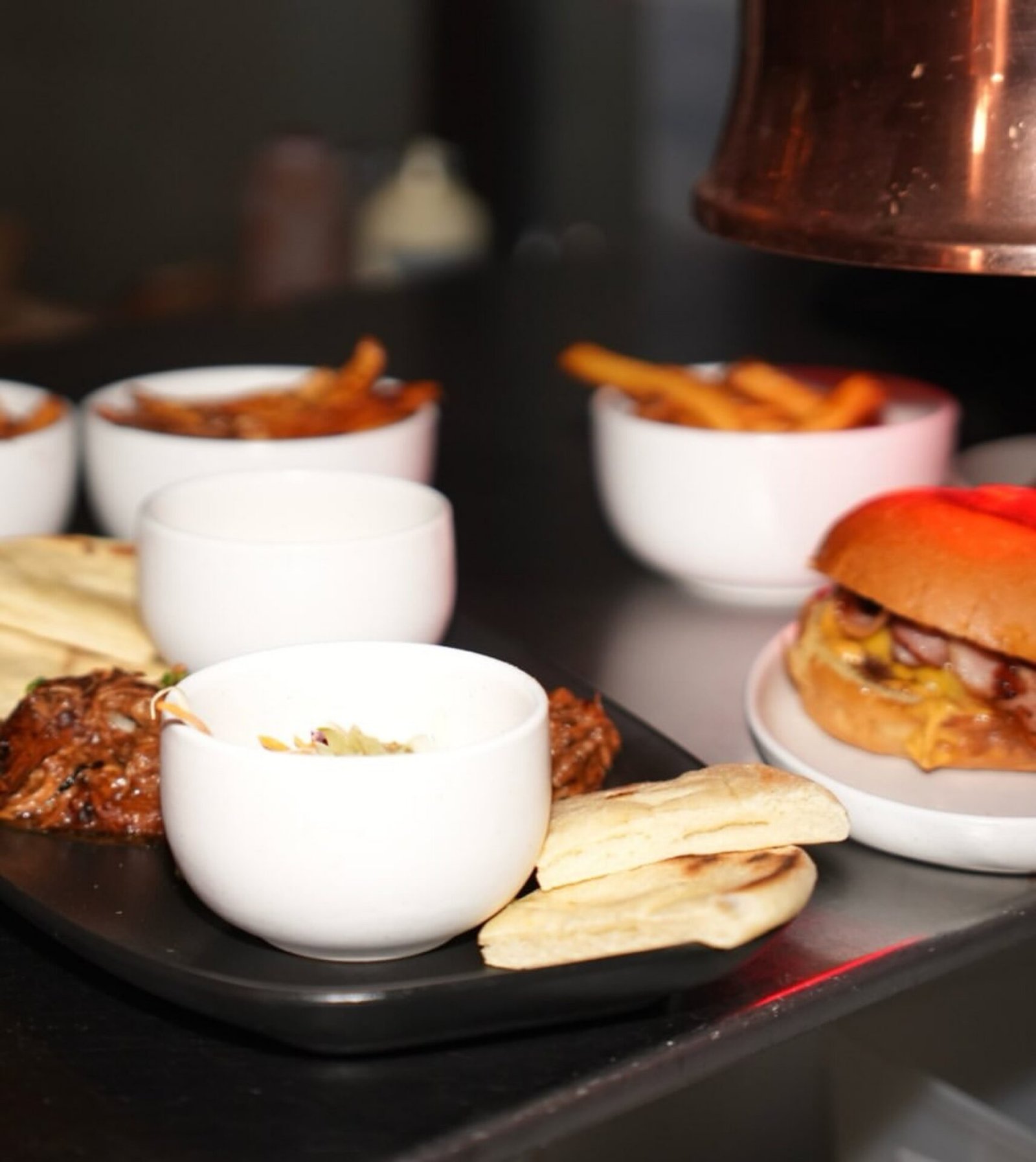 Le pass en cuisine : smash burger et frites fraîches